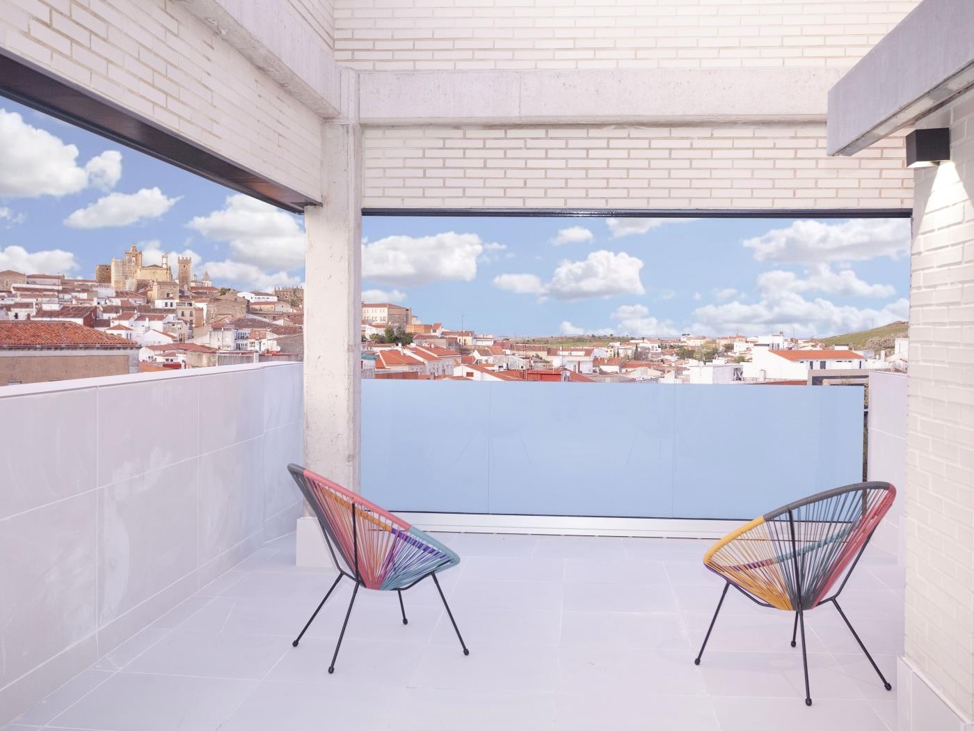 CACERES NOVA SUITE in CACERES